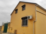 Satılır 3 otaqlı 160 m2 həyət evi Güzdək