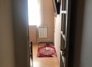 Satılır 3 otaqlı 72 m2 köhnə tikili Gənclik m.