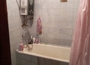 Satılır 2 otaqlı 45 m2 köhnə tikili Ayna Sultanova heykəli