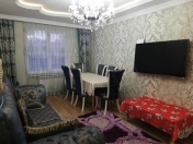 Satılır 3 otaqlı 80 m2 köhnə tikili Gənclik m.