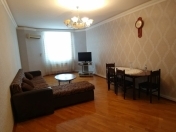 İcarəyə verilir 2 otaqlı 80 m2 yeni tikili Nizami m.