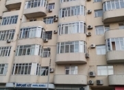 Satılır 4 otaqlı 178 m2 yeni tikili Nizami m.