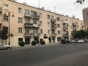 Satılır 2 otaqlı 60 m2 köhnə tikili 28 May m.