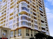 Satılır 7 otaqlı 965 m2 yeni tikili Hüseyn Cavid parkı