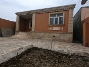 Satılır 3 otaqlı 100 m2 həyət evi Binəqədi