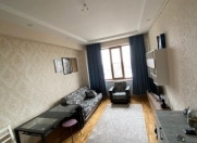 Satılır 1 otaqlı 48 m2 yeni tikili Qara Qarayev m.