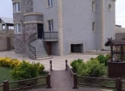 Satılır 6 otaqlı 380 m2 villa Novxanı