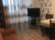 İcarəyə verilir 2 otaqlı 60 m2 köhnə tikili Elmlər Akademiyası m.