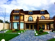 Satılır 12 otaqlı 700 m2 bağ evi Bilgəh