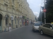 Satılır 3 otaqlı 90 m2 köhnə tikili Gənclik m.