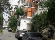 Satılır 2 otaqlı 46 m2 köhnə tikili Moskva univermağı