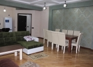 İcarəyə verilir 4 otaqlı 160 m2 yeni tikili 20 yanvar m.