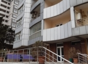 Satılır 3 otaqlı 94 m2 yeni tikili Nizami m.