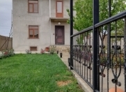 Satılır 9 otaqlı 300 m2 bağ evi Novxanı