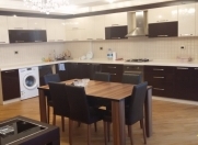 İcarəyə verilir 3 otaqlı 140 m2 yeni tikili Nəriman Nərimanov m.