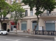 Satılır 2 otaqlı 70 m2 köhnə tikili Sahil m.