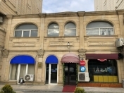 Satılır 3 otaqlı 150 m2 obyekt Gənclik m.