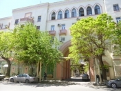 Satılır 3 otaqlı 100 m2 köhnə tikili Nəriman Nərimanov m.