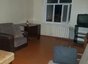 İcarəyə verilir 2 otaqlı 50 m2 köhnə tikili Y.Günəşli