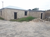 Satılır 10 otaqlı 500 m2 obyekt Azneft meydanı