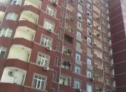 Satılır 2 otaqlı 95 m2 yeni tikili 28 May m.