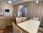 Satılır 4 otaqlı 200 m2 həyət evi Buzovna