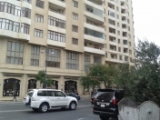 Satılır 4 otaqlı 181 m2 yeni tikili Nəsimi r.