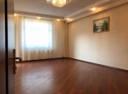 Satılır 3 otaqlı 138 m2 yeni tikili Nəriman Nərimanov m.