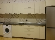 Satılır 4 otaqlı 120 m2 həyət evi Binə