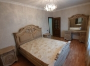 İcarəyə verilir 2 otaqlı 60 m2 köhnə tikili Yasamal r.