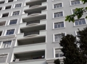 Satılır 3 otaqlı 69 m2 yeni tikili Gənclik m.