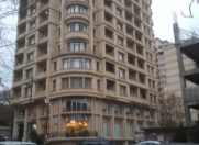 Satılır 3 otaqlı 140 m2 yeni tikili Nizami m.