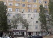 Satılır 3 otaqlı 83 m2 köhnə tikili Memar Əcəmi m.