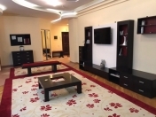 Satılır 3 otaqlı 135 m2 yeni tikili Nizami m.