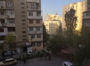 İcarəyə verilir 3 otaqlı 80 m2 köhnə tikili İnşaatçılar m.