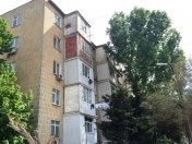 Satılır 2 otaqlı 48 m2 köhnə tikili Nəsimi r.