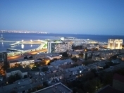 Satılır 4 otaqlı 120 m2 köhnə tikili Bayıl parkı