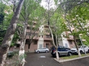 Satılır 2 otaqlı 74 m2 köhnə tikili 4 mkr