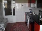 Satılır 4 otaqlı 110 m2 köhnə tikili 8 km