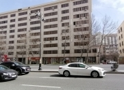 Satılır 2 otaqlı 80 m2 köhnə tikili Elmlər Akademiyası m.