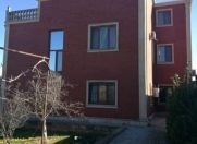 İcarəyə verilir 4 otaqlı 200 m2 bağ evi Mərdəkan