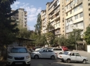 Satılır 3 otaqlı 90 m2 köhnə tikili 9 mkr