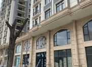 Satılır 1 otaqlı 70 m2 obyekt Nəsimi bazarı