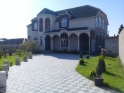Satılır 8 otaqlı 200 m2 bağ evi Mərdəkan
