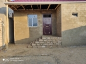 Satılır 3 otaqlı 99 m2 həyət evi Ramana