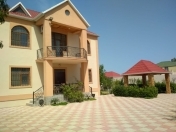 İcarəyə verilir 5 otaqlı 240 m2 bağ evi Abşeron r.