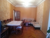 İcarəyə verilir 3 otaqlı 80 m2 köhnə tikili 8 km