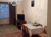 Satılır 3 otaqlı 80 m2 köhnə tikili Heydər Əliyev Mərkəzi