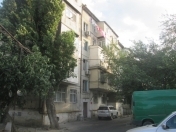 Satılır 2 otaqlı 42 m2 köhnə tikili 7 mkr