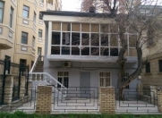 İcarəyə verilir 8 otaqlı 200 m2 ofis Nərimanov r.